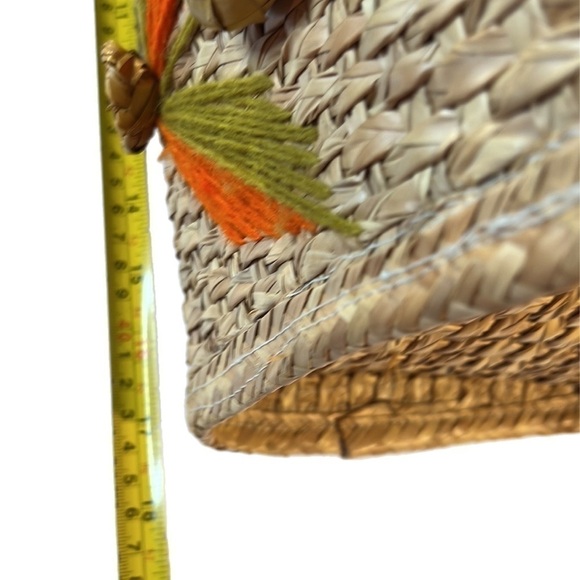 Ex Vintage 70s Boho Straw Handmade Taxco, Mexico Floral Embroidered Tote Handbag - Picture 12 of 14